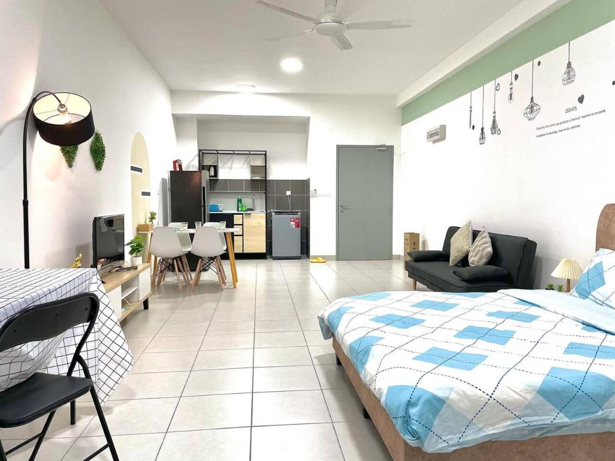 Netizen Near Mrt 2-3Pax Cozy Stay Cheras Exterior photo