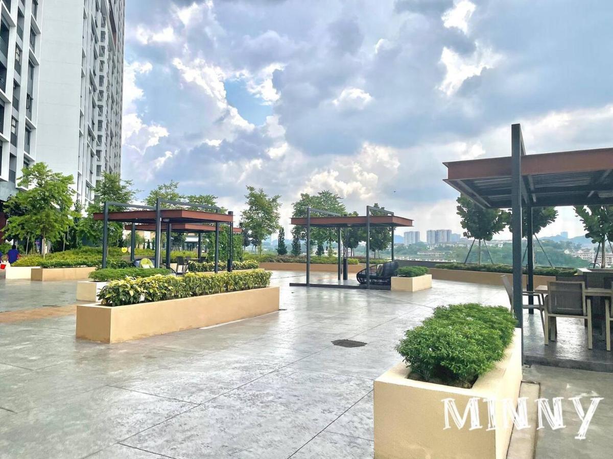 Netizen Near Mrt 2-3Pax Cozy Stay Cheras Exterior photo