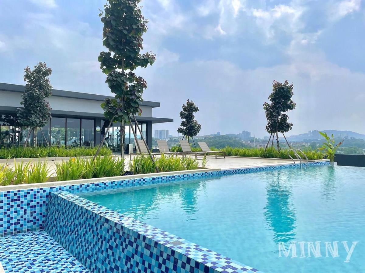 Netizen Near Mrt 2-3Pax Cozy Stay Cheras Exterior photo